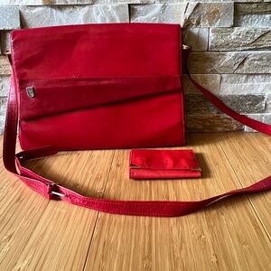 Bruno Magli Treemme Vintage 1980s Red Leather Crossbody Envelope Bag